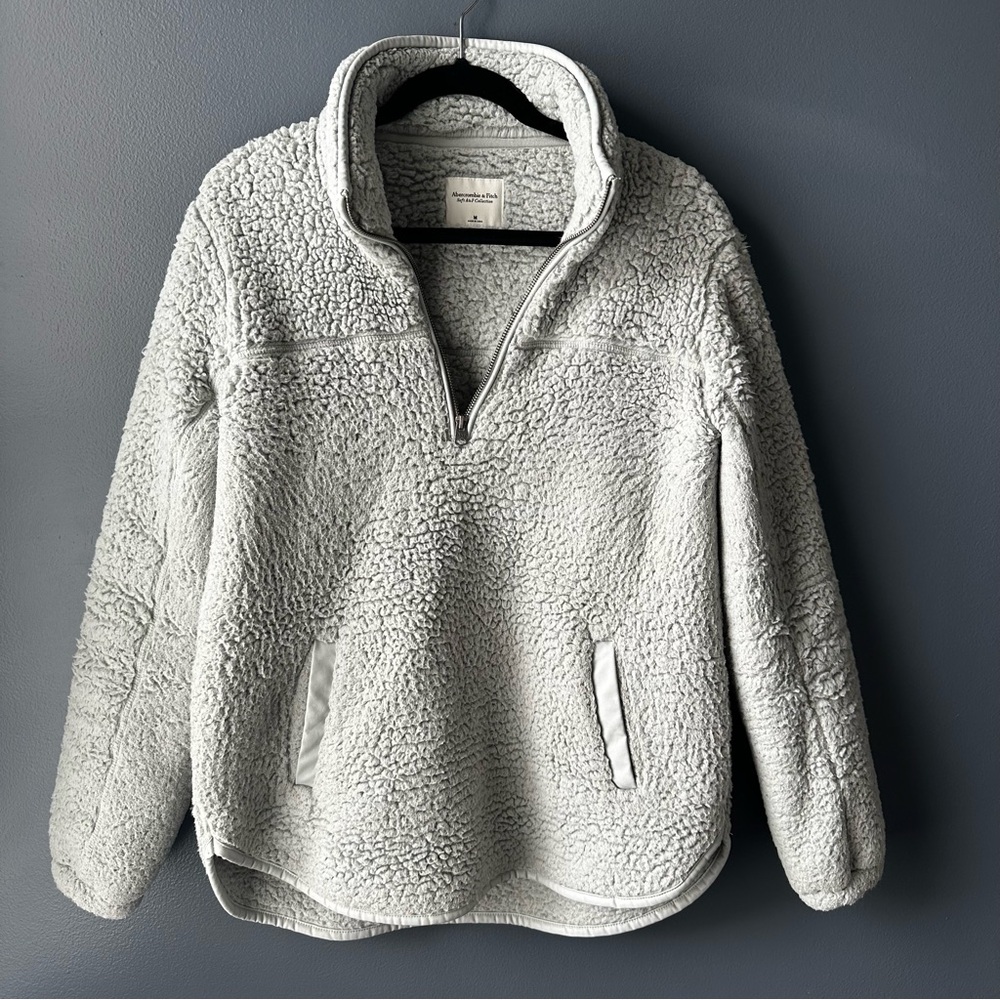 💚Abercrombie & Fitch women’s Teddy Sherpa quarter zip pullover sea green medium